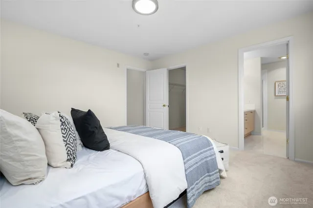 $898,888 | 2840 139th Avenue Southeast, Unit 9, Bellevue, WA 98005