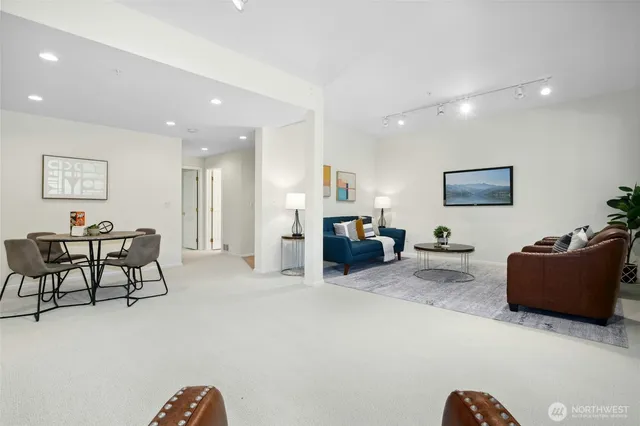 $898,888 | 2840 139th Avenue Southeast, Unit 9, Bellevue, WA 98005