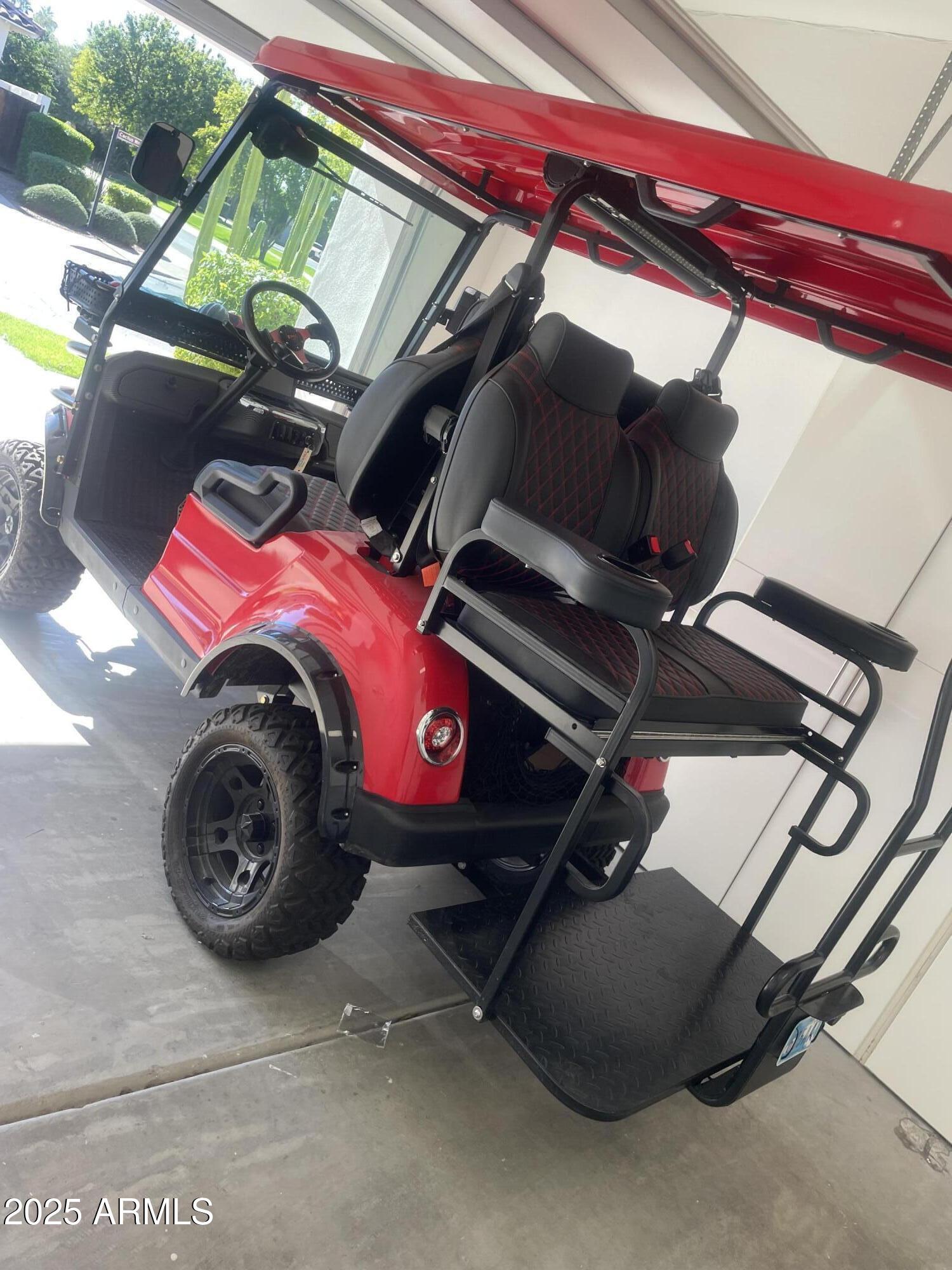 7614 East Cactus Wren Road Scottsdale, AZ 85250 - Photo 22 of 22 a view of a room with gym equipment