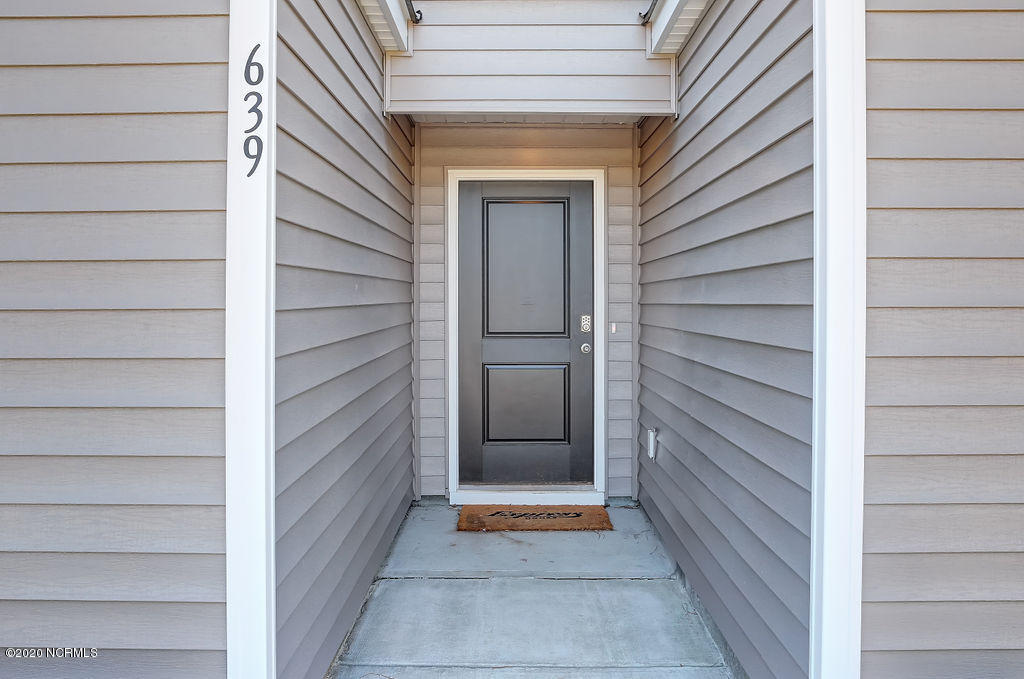 407 Ellis Road Southeast, Unit LOT #33 Bolivia, NC 28422 - Photo 5 of 37 (PHOTO NOT OF ACTUAL HOME BUT ONE SIMILAR. OPTIONS/COLORS MAY VARY)