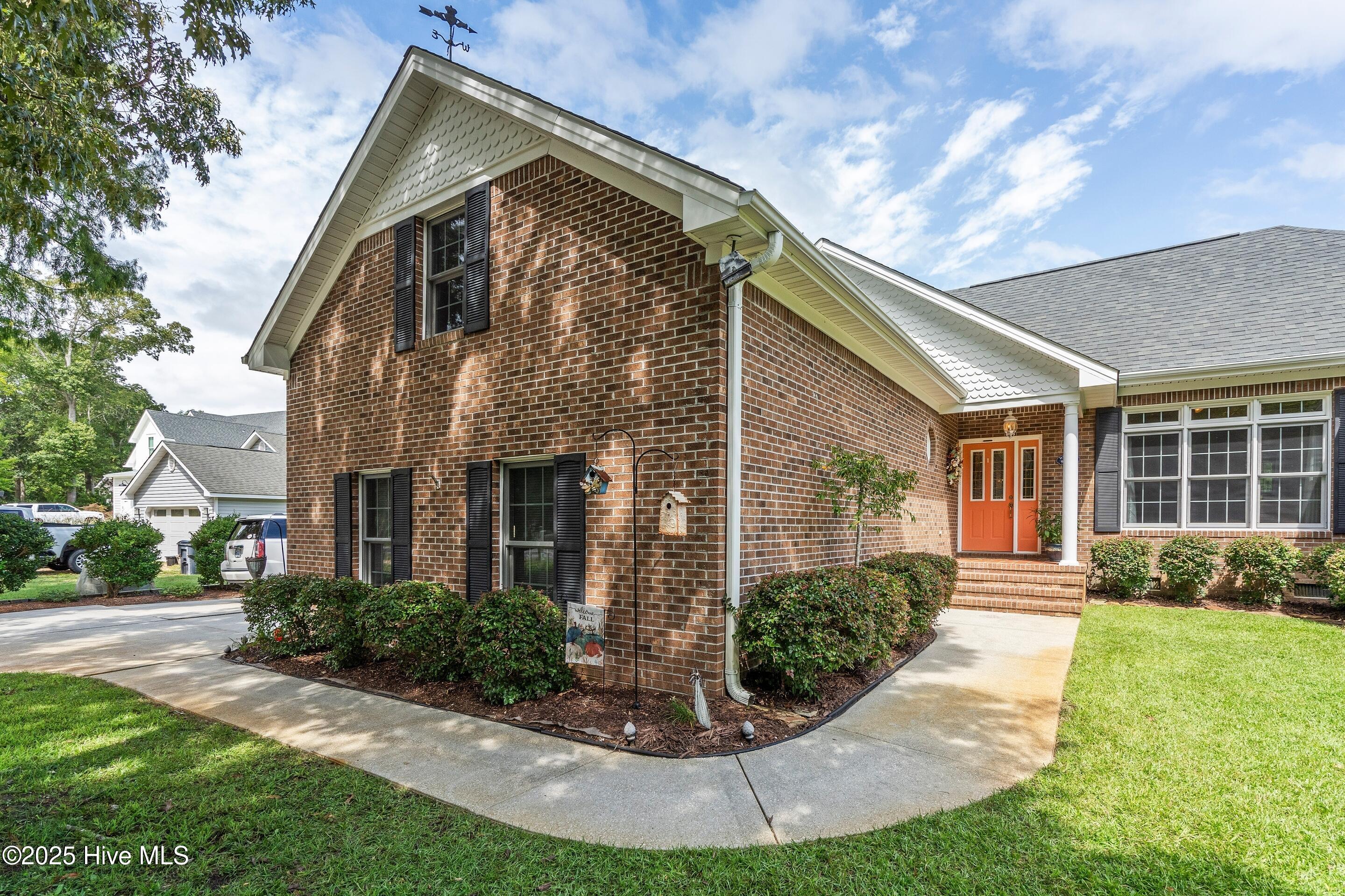 1020 Cordgrass Road Hampstead, NC 28443 - Photo 2 of 65 1020 Cordgrass Road Hampstead, NC