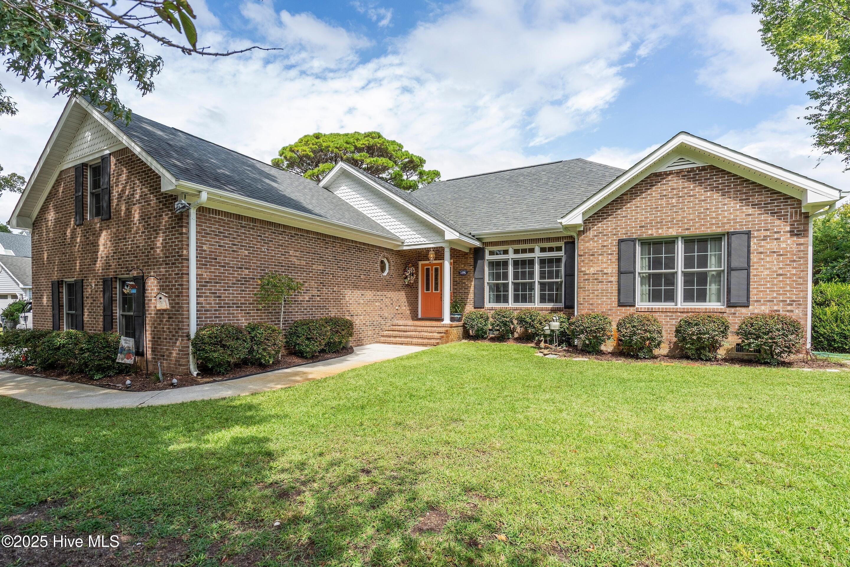 1020 Cordgrass Road Hampstead, NC 28443 - Photo 4 of 65 1020 Cordgrass Road Hampstead, NC