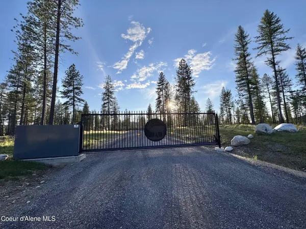 $300,000 | 2 Block Nna Cannon Lane, Blanchard, ID 83804