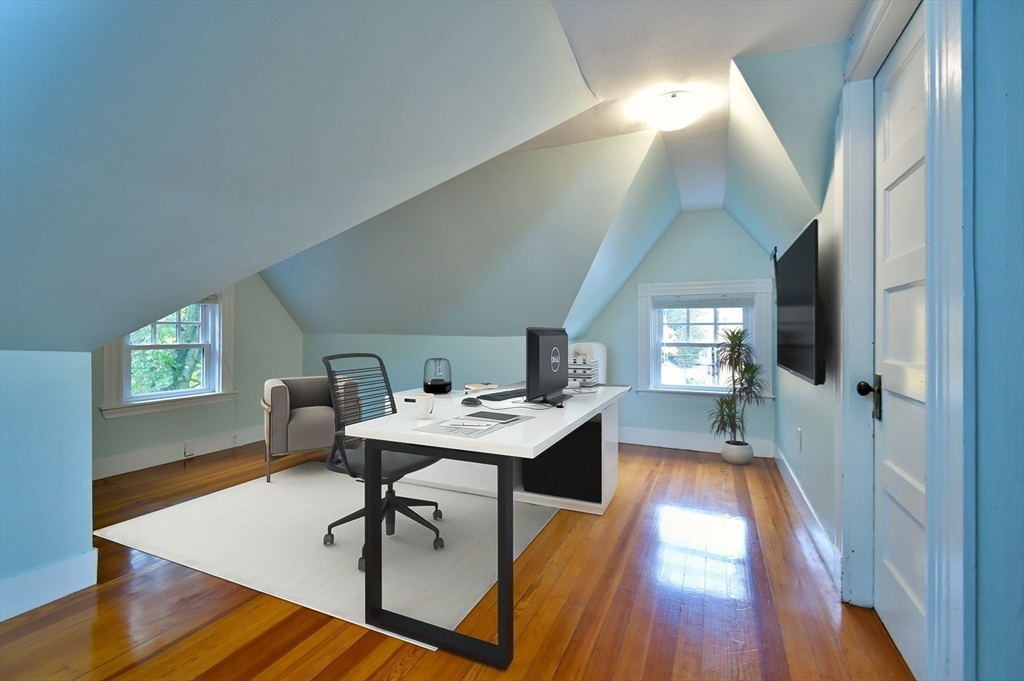 141 Beacon Street Boston, MA 02136 - Photo 27 of 40