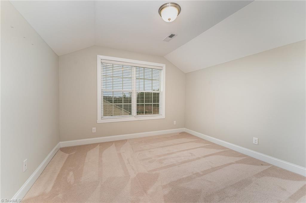 2827 Fallin Court High Point, NC 27262 - Photo 29 of 43 Gallery Image 29