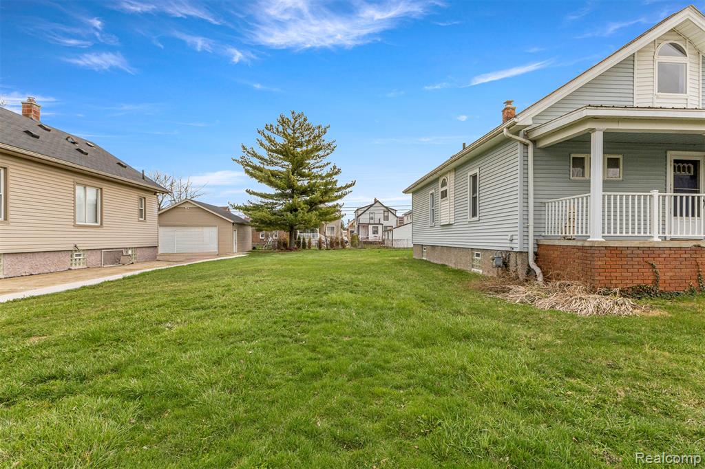 5210 Maple Street Dearborn, MI 48126 - Photo 3 of 34 Gallery Image 3