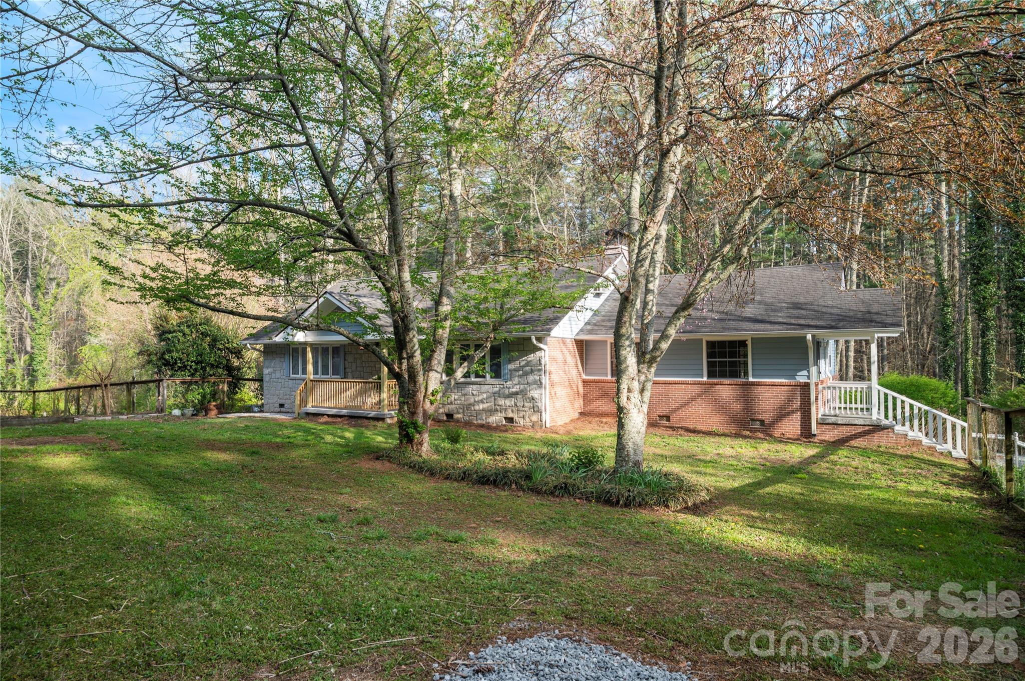 3002 Kanuga Road Hendersonville, NC 28739 - Photo 4 of 48