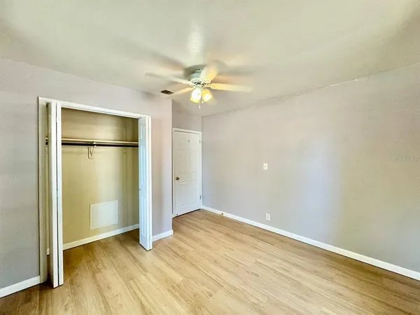 $2,000 | 3511 Bishop Eddie Newkirk Way, Tampa, FL 33605