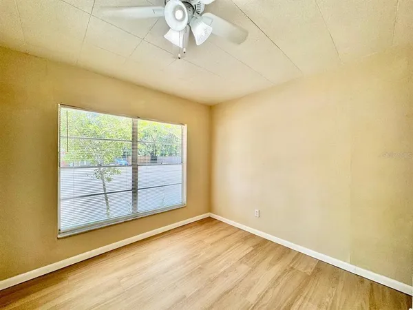 $2,000 | 3511 Bishop Eddie Newkirk Way, Tampa, FL 33605