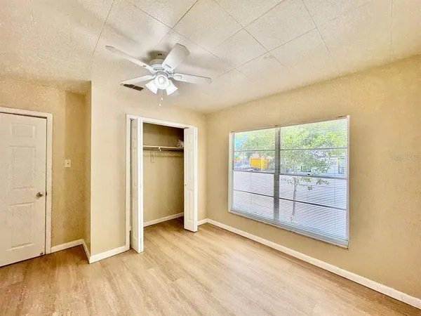 $2,000 | 3511 Bishop Eddie Newkirk Way, Tampa, FL 33605