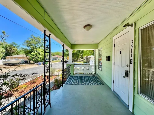 $2,000 | 3511 Bishop Eddie Newkirk Way, Tampa, FL 33605