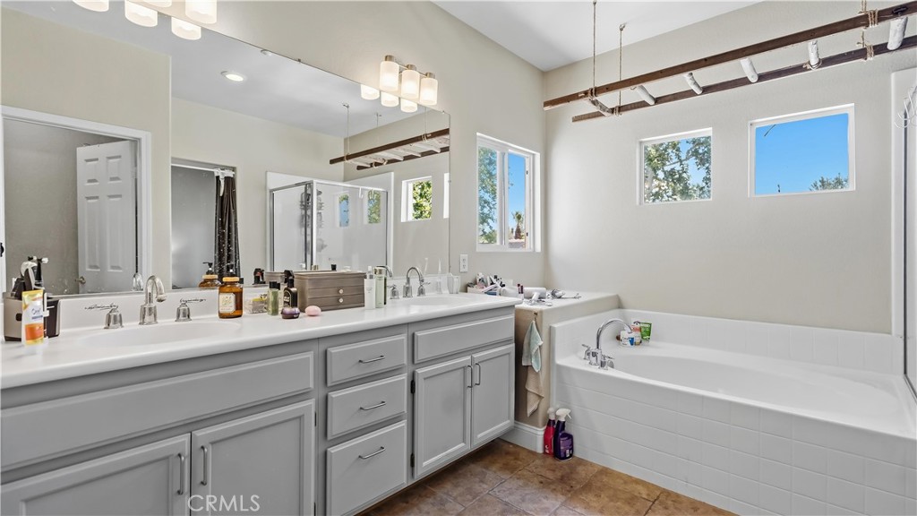 6360 Manzanita Way Riverside, CA 92504 - Photo 33 of 58