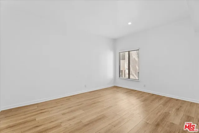 $759,000 | 8162 Manitoba Street, Unit 209, Playa del Rey, CA 90293