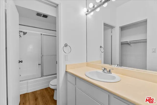 $759,000 | 8162 Manitoba Street, Unit 209, Playa del Rey, CA 90293