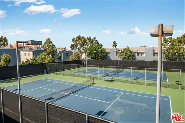 $759,000 | 8162 Manitoba Street, Unit 209, Playa del Rey, CA 90293