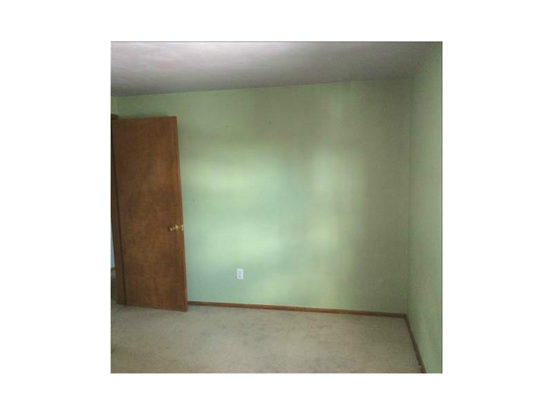2003 Cutter Drive McKees Rocks, PA 15136 - Photo 6 of 12 Bedroom.