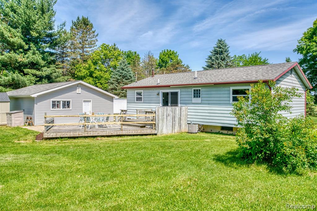 2493 West Britton Road Perry, MI 48872 - Photo 16 of 19 Gallery Image 16