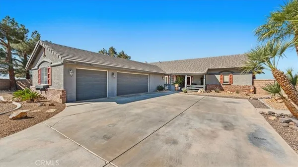 $750,000 | 12920 Choco Road, Apple Valley, CA 92308