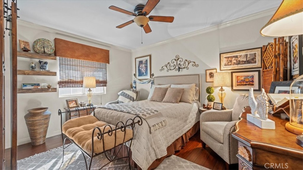 12920 Choco Road Apple Valley, CA 92308 - Photo 19 of 39 Secondary Bedroom: Guest bedroom with natural light and flexible use