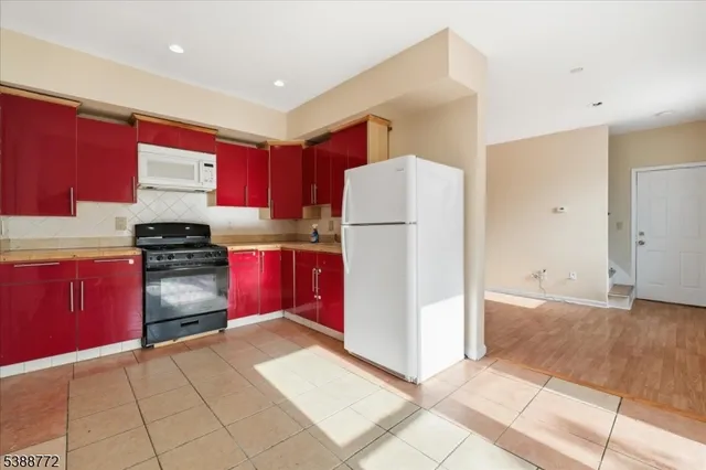 $2,000 | 77 Swartswood Road, Unit 1, Newton, NJ 07860