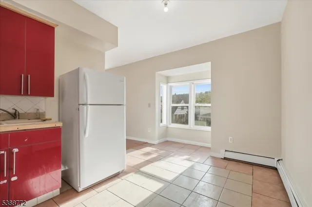 $2,000 | 77 Swartswood Road, Unit 1, Newton, NJ 07860