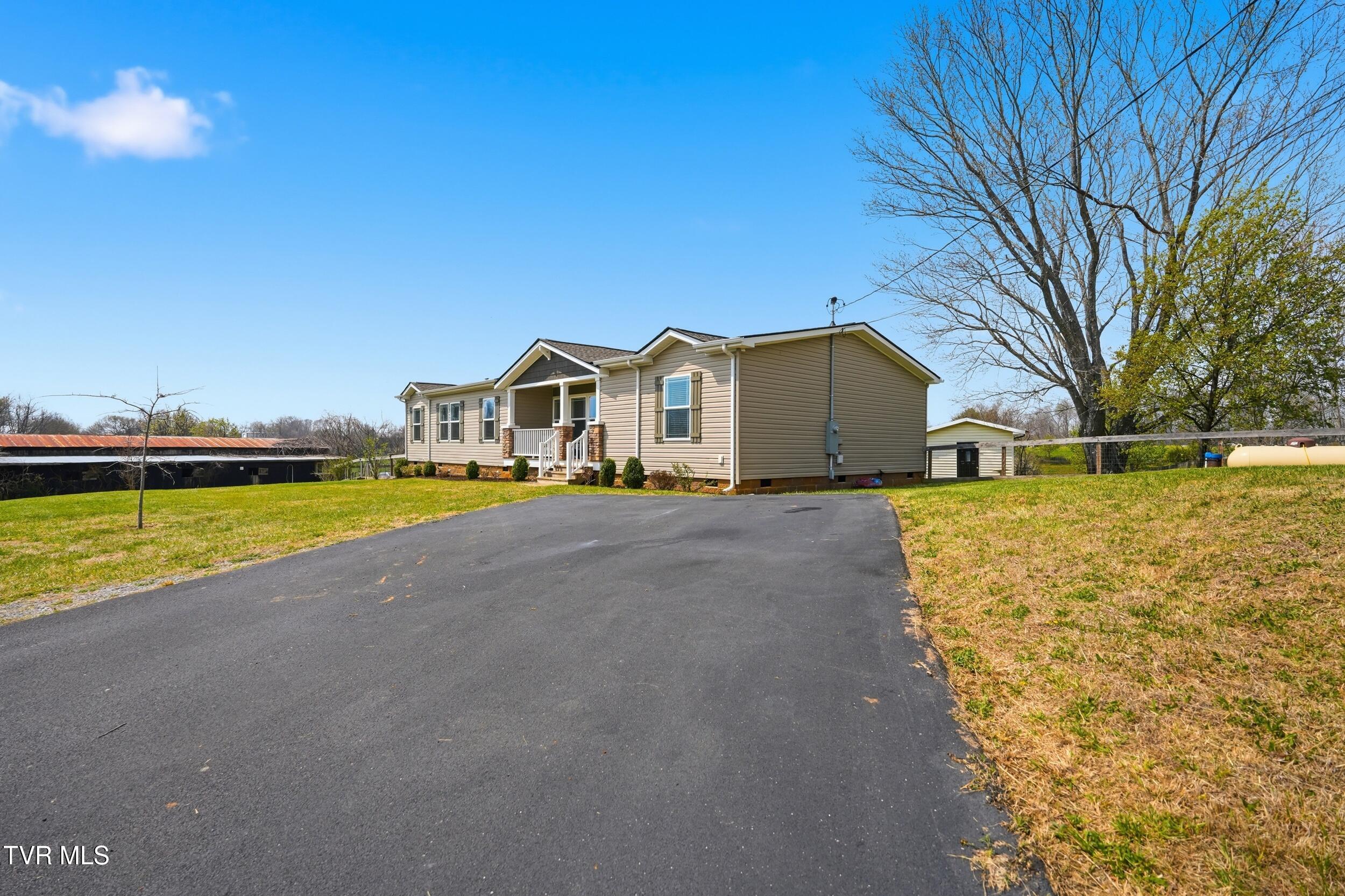 445 Sliger Road Jonesborough, TN 37659 - Photo 4 of 40 4_dsc08472