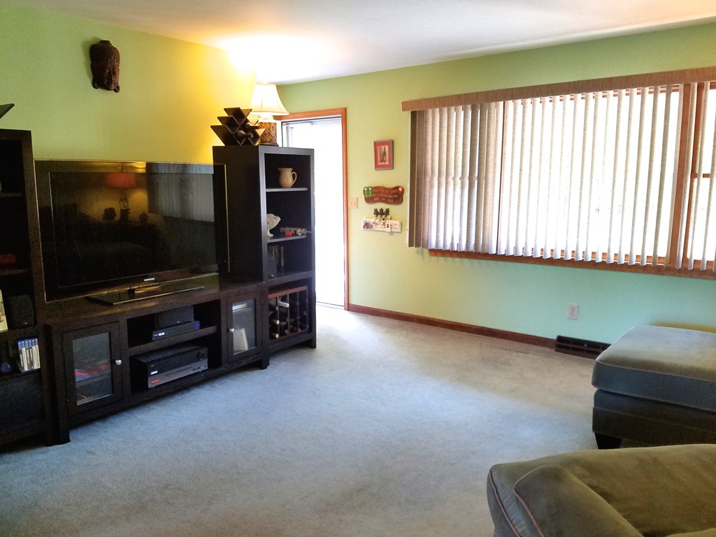 108 N Road Westfield, MA 01085 - Photo 7 of 29