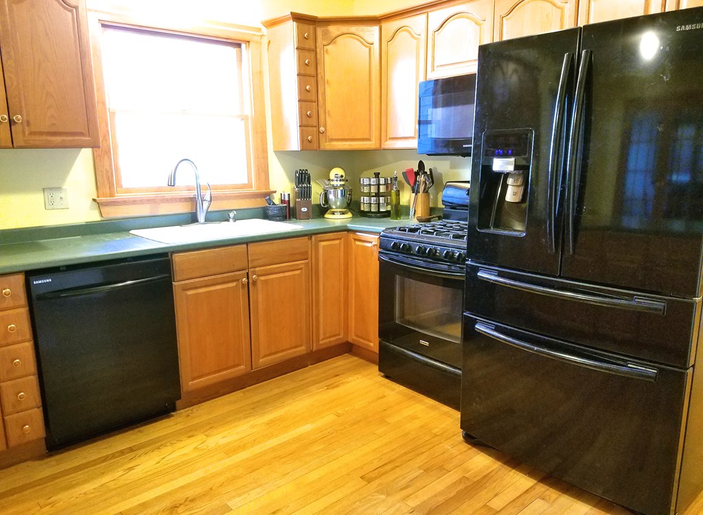 108 N Road Westfield, MA 01085 - Photo 9 of 29