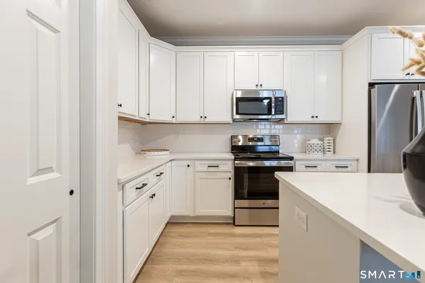 $2,500 | 7 Loomis Road, Unit C, Bolton, CT 06043