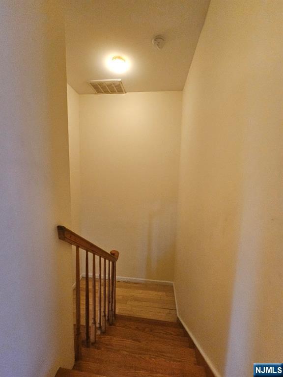 183 Tenafly Road Tenafly, NJ 07670 - Photo 26 of 28