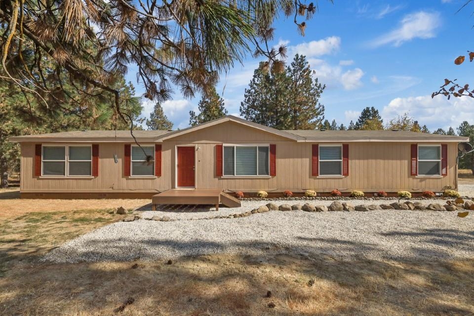 31220 North Cleveland Road Deer Park, WA 99006 - Photo 4 of 33 Gallery Image 4