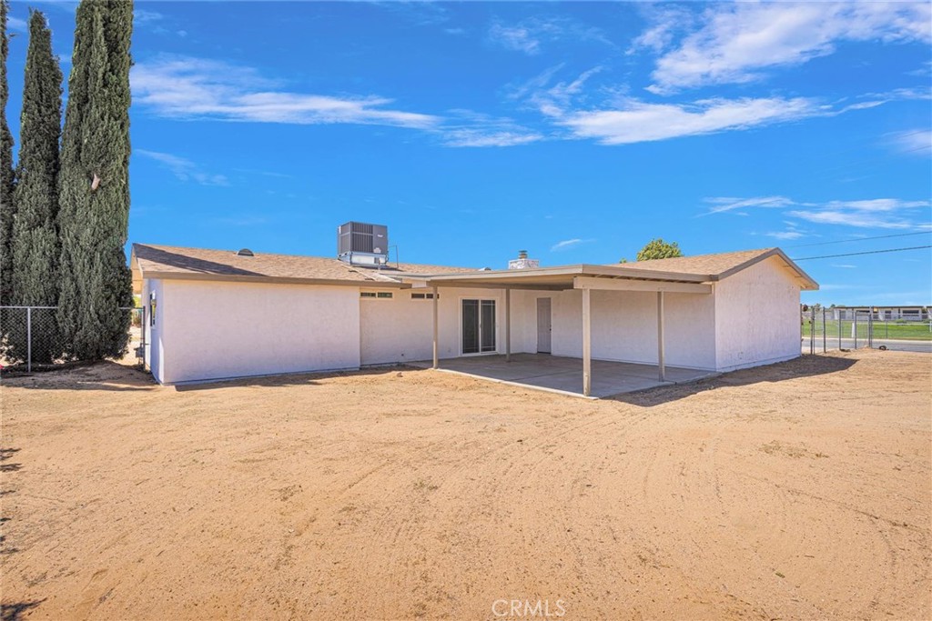 21985 Maumee Road Apple Valley, CA 92308 - Photo 22 of 28 Rear