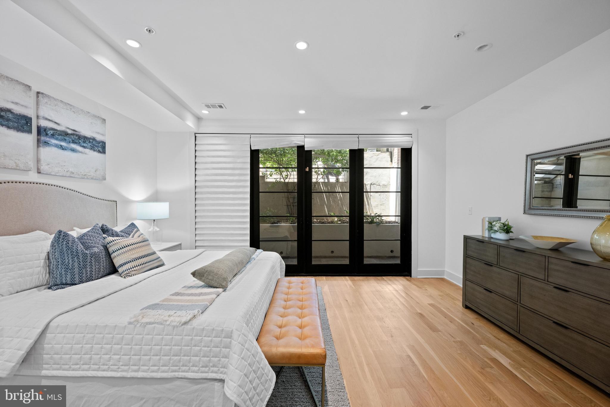 1806 9th Street Northwest, Unit 1 Washington, DC 20001 - Photo 19 of 34