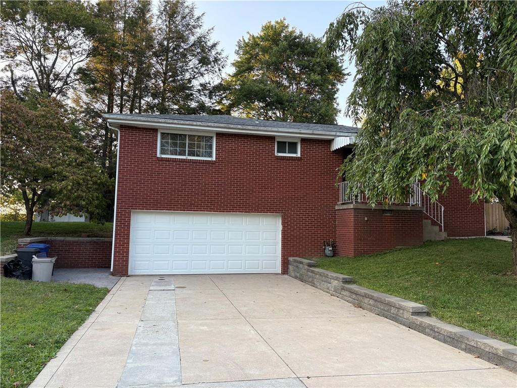73 Observatory Street Manor, PA 15665 - Photo 1 of 28 Double wide driveway
