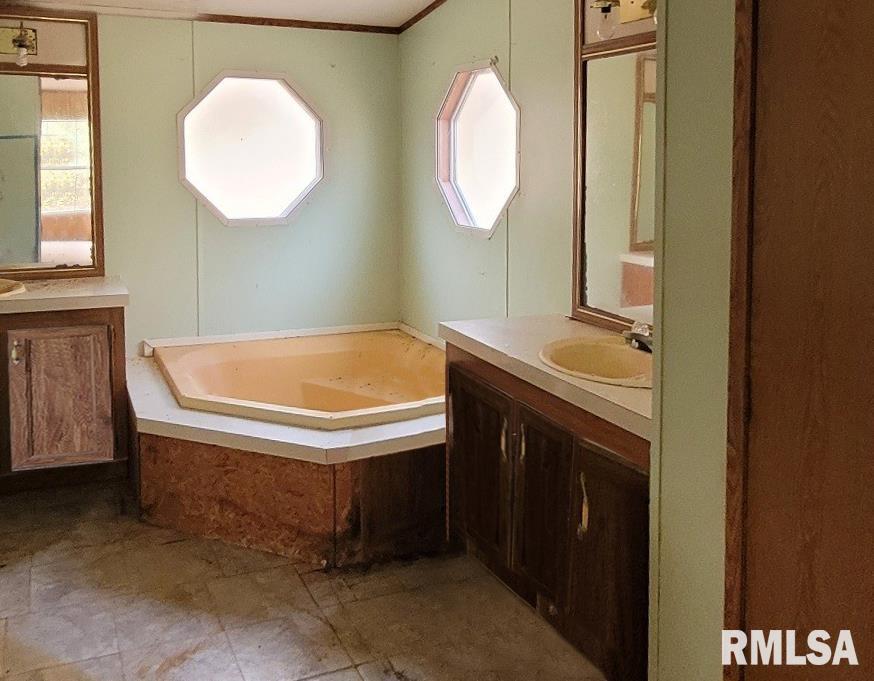 6521 Apple Ridge Road Iuka, IL 62849 - Photo 14 of 14