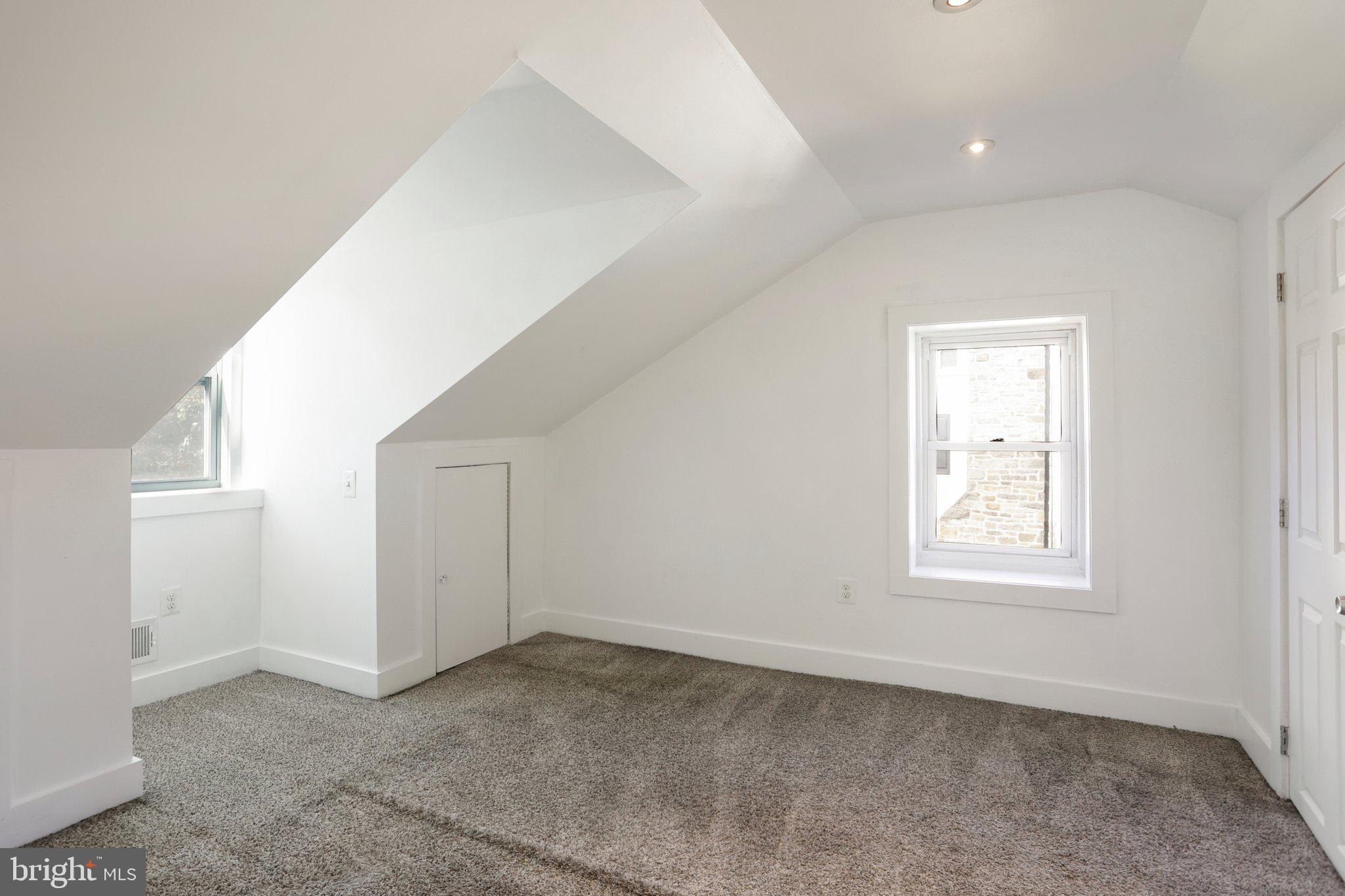 115 North Rolling Road Springfield, PA 19064 - Photo 28 of 43