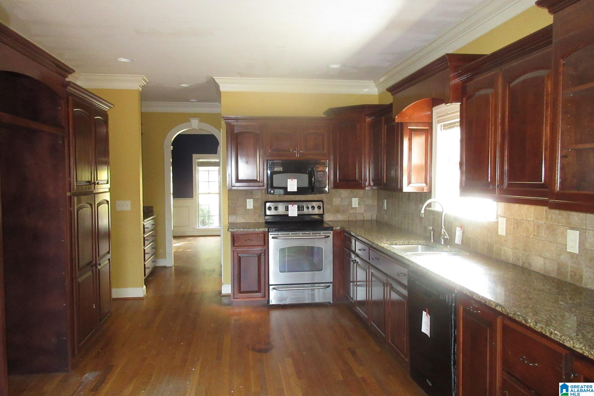309 Hayfield Loop Dora, AL 35062 - Photo 7 of 8