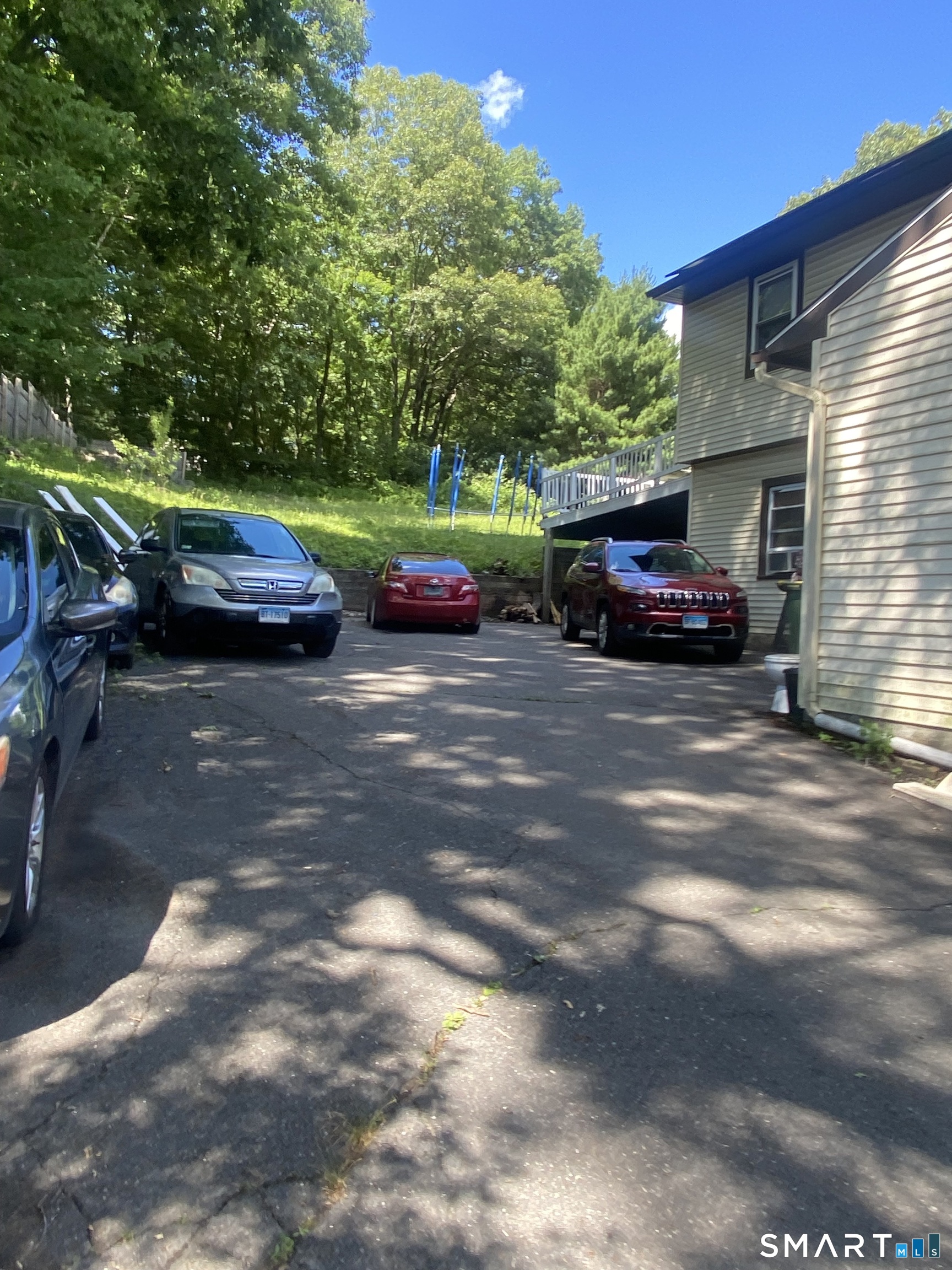 152 Delaware Avenue Waterbury, CT 06708 - Photo 33 of 40