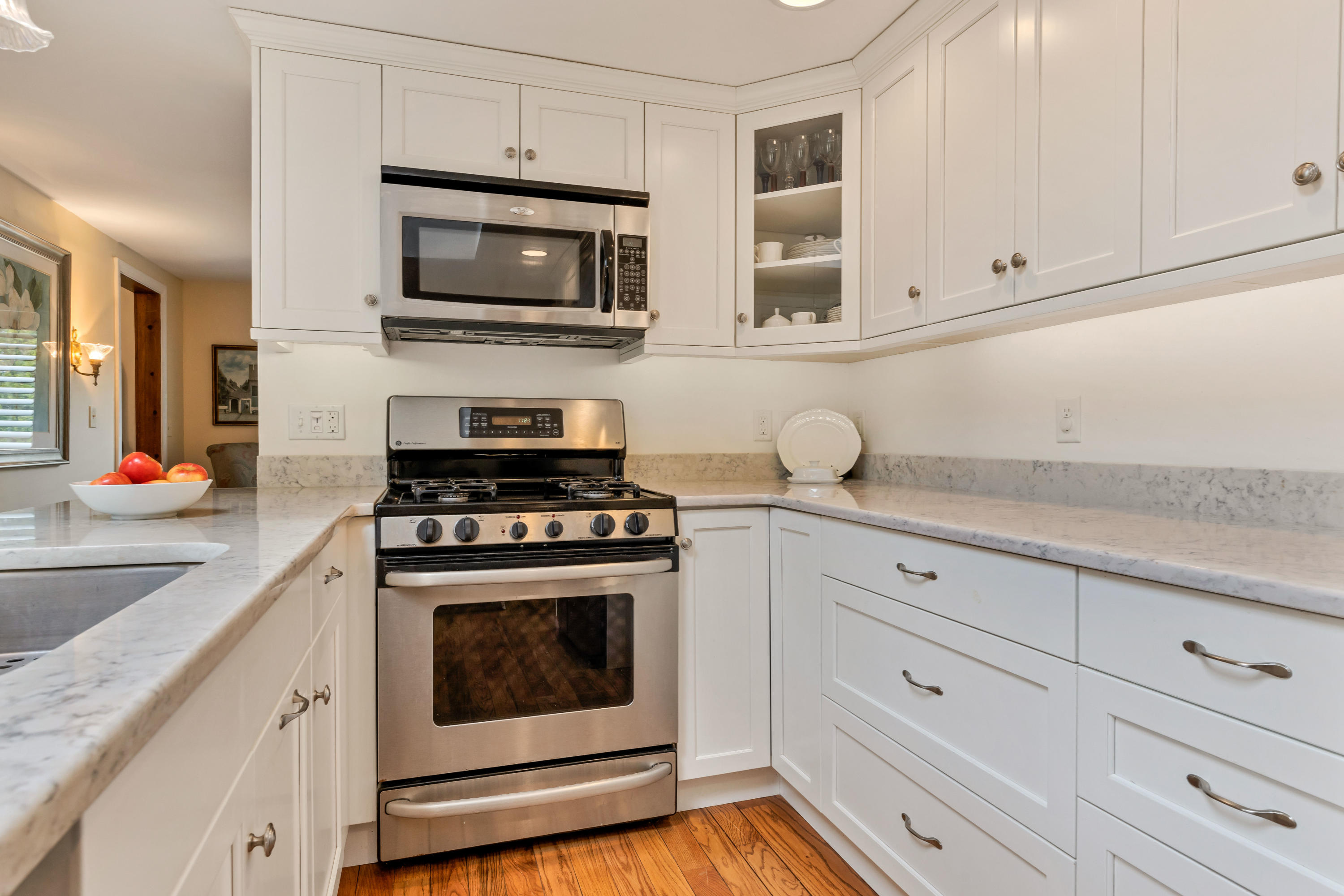 258 New Boston Road Dennis, MA 02638 - Photo 15 of 38 258NewLR-15