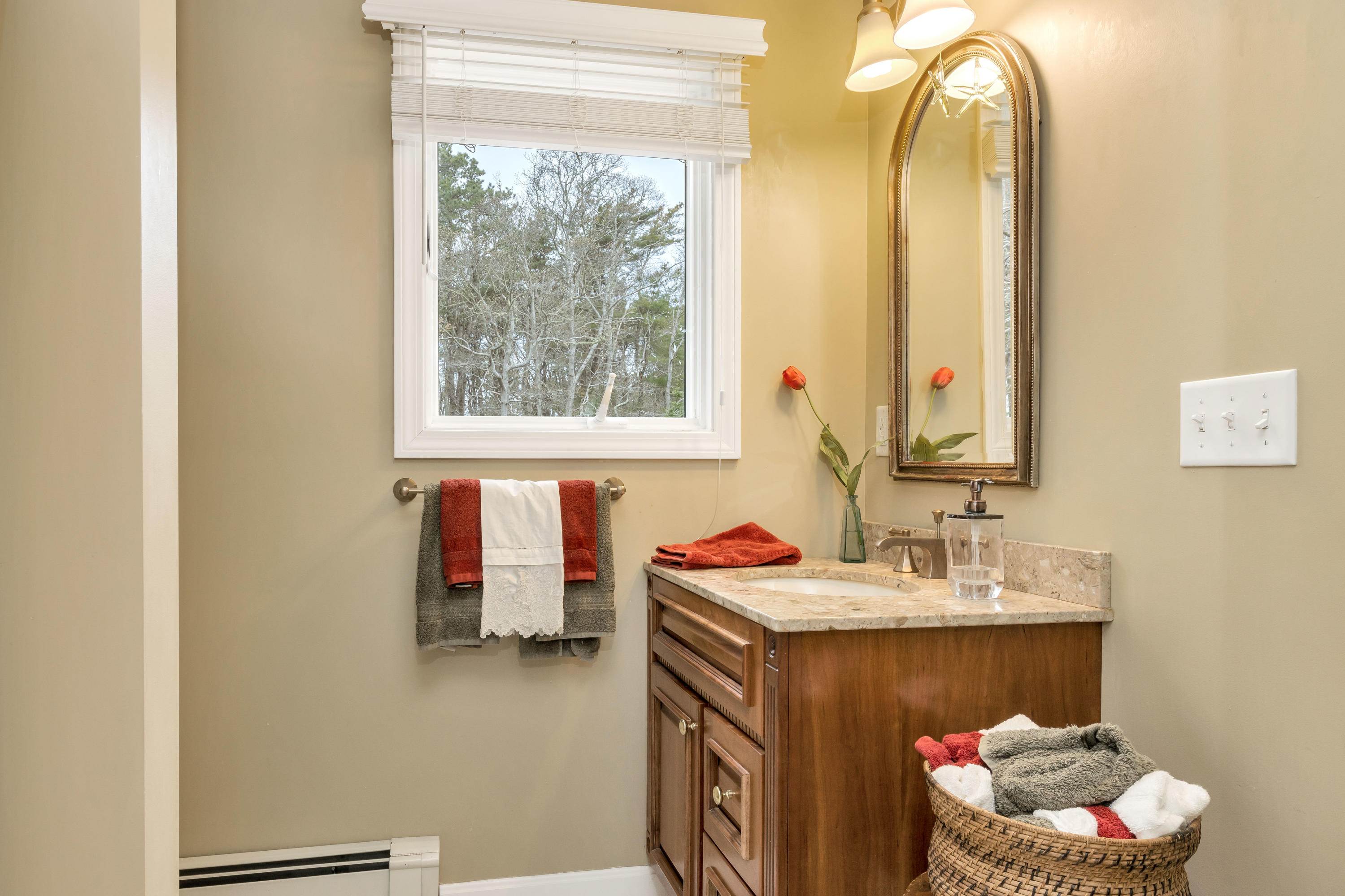 258 New Boston Road Dennis, MA 02638 - Photo 19 of 38 258NewLR-19