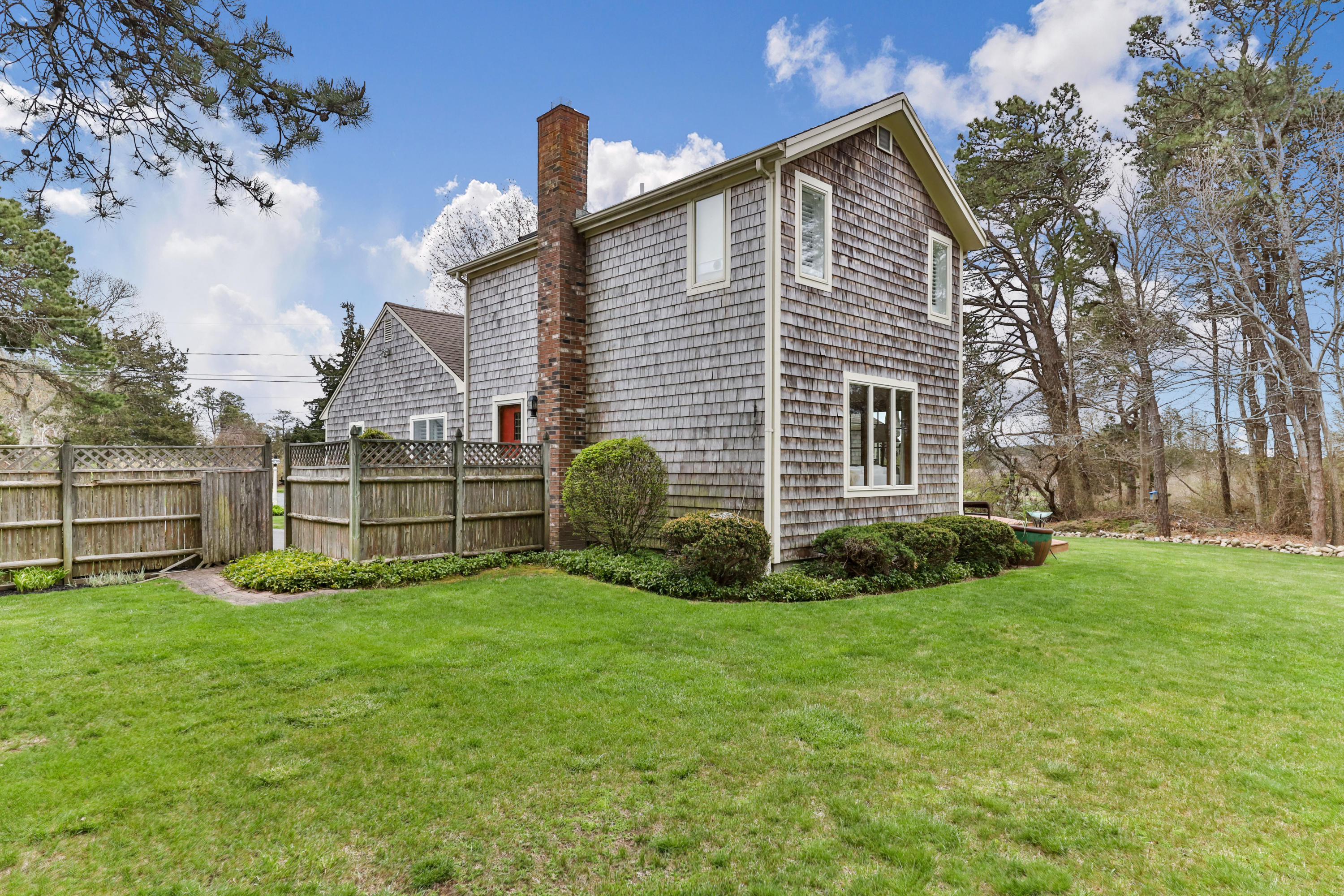 258 New Boston Road Dennis, MA 02638 - Photo 29 of 38 258NewLR-29