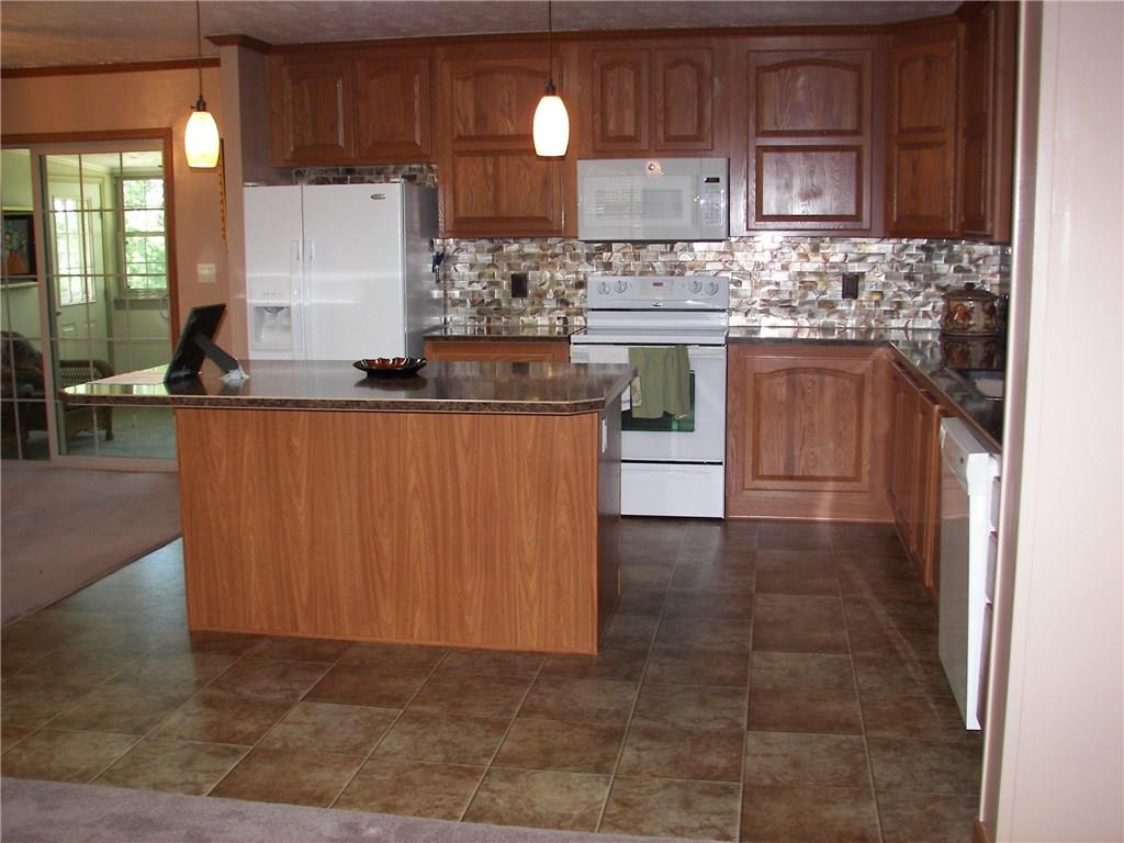 750 Cardinal Lane Apollo, PA 15613 - Photo 7 of 24 Gallery Image 7