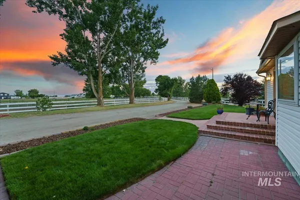 $1,275,000 | 7590 Elko Lane, Star, ID 83669