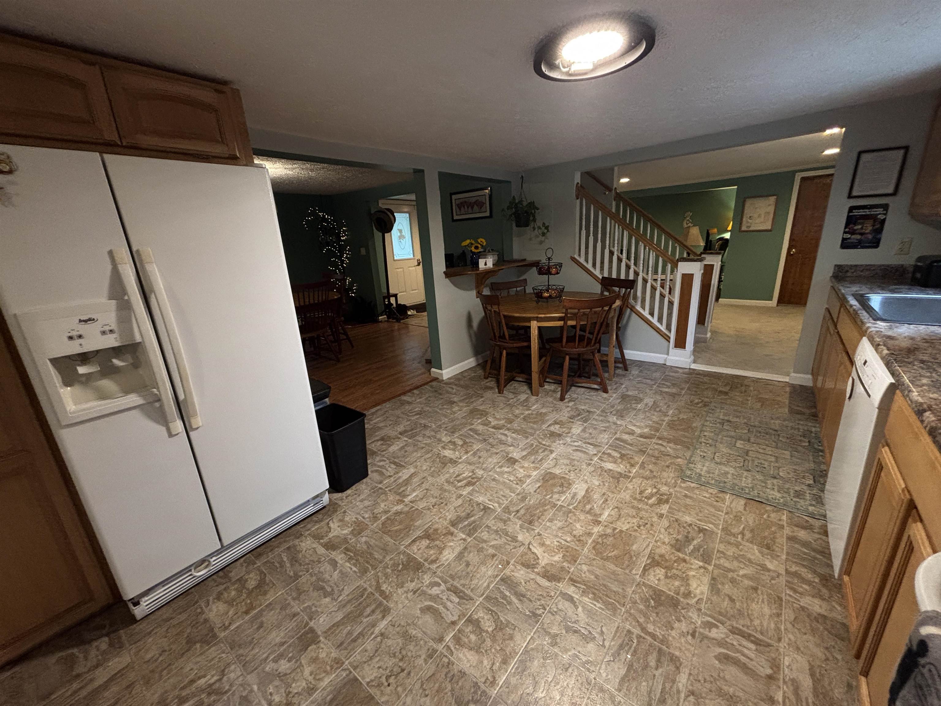 118 Danis Park Road Goffstown, NH 03045 - Photo 8 of 27