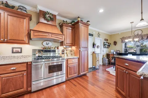 $989,000 | 33 Park Terrace, Dracut, MA 01826