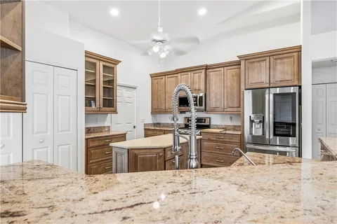 $575,000 | 445 45th Avenue, Vero Beach, FL 32968