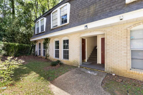 $94,000 | 2020 Continental Avenue, Unit 106, Tallahassee, FL 32304