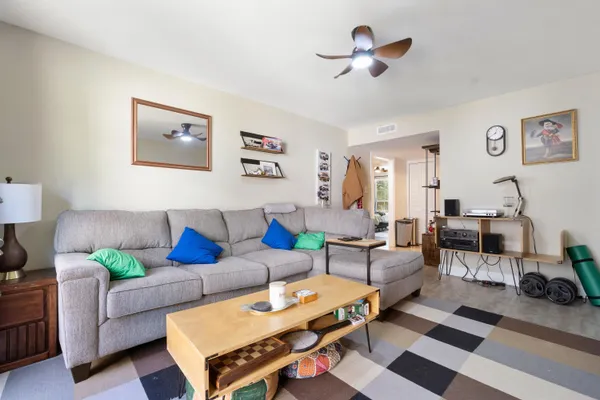 $94,000 | 2020 Continental Avenue, Unit 106, Tallahassee, FL 32304