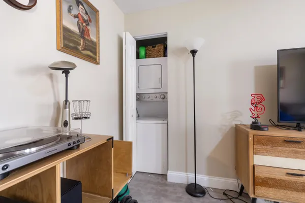 $94,000 | 2020 Continental Avenue, Unit 106, Tallahassee, FL 32304