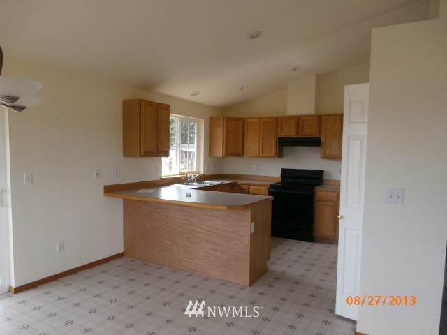 6845 198th Way Southwest Rochester, WA 98579 - Photo 3 of 10